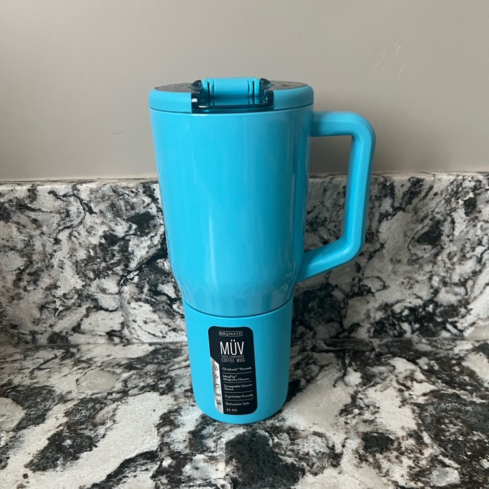 BruMate ELECTRIC BLUE 35oz Muv Limited Edition Tumbler